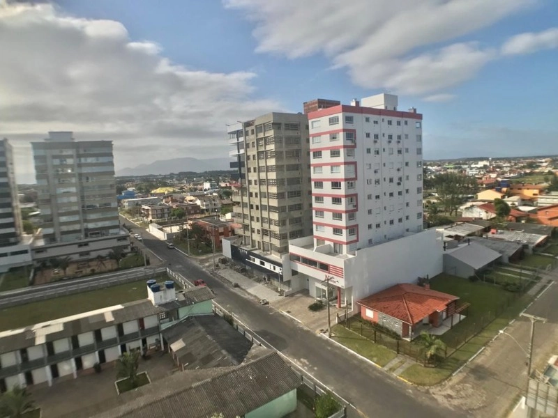 Sacada de frente para praça!: 6ª foto da galeria de imagens do imóvel