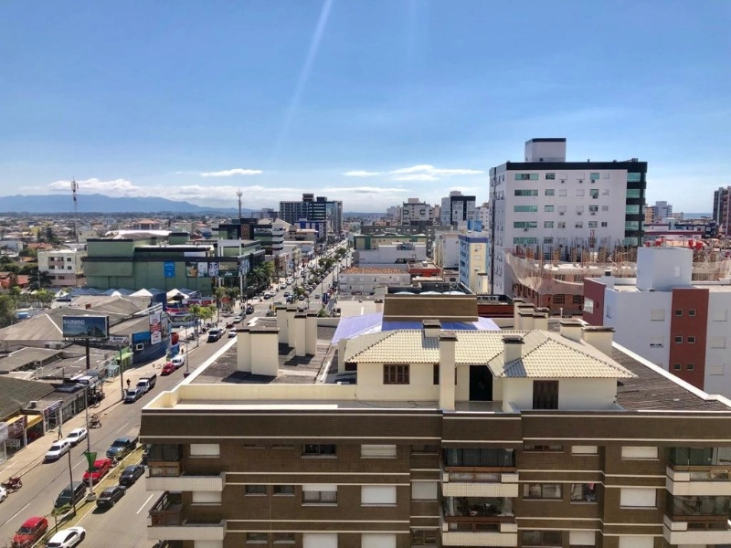 NO CENTRO DE CAPÃO DA CANOA: 4ª foto da galeria de imagens do imóvel