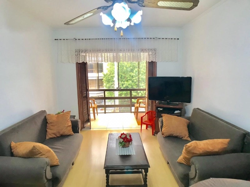 Apartamento no centro de Capão da Canoa...: 1ª foto da galeria de imagens do imóvel