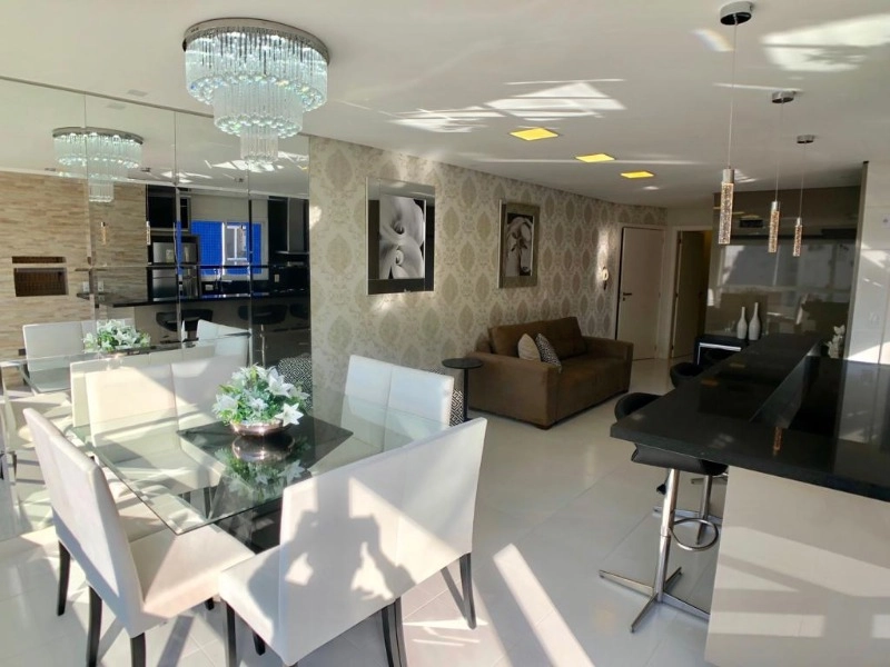 MOBILIADO E DECORADO COM VISTA PARA O MAR!: 1ª foto da galeria de imagens do imóvel