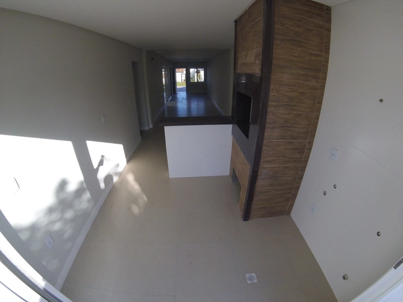 Casa 3 Dormitórios em Xangri-lá: 2ª foto da galeria de imagens do imóvel