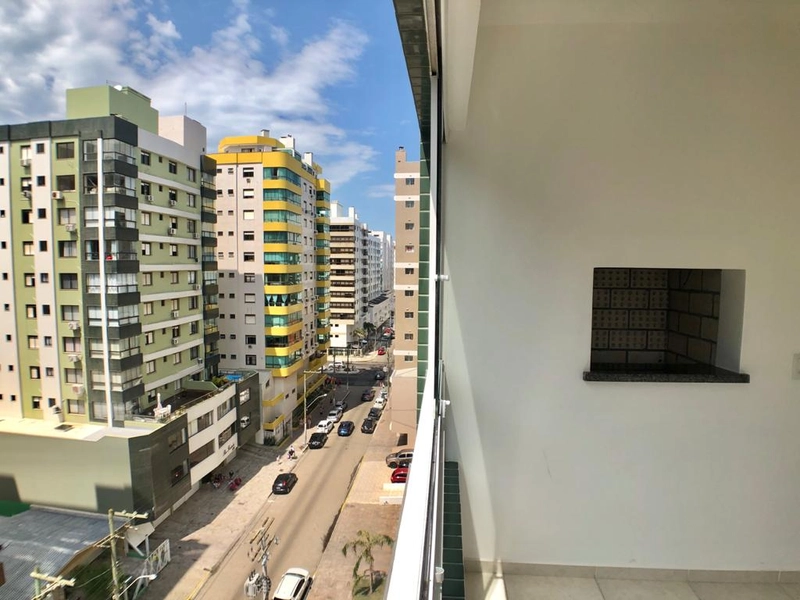 LESTE/NORTE, BAIRRO NAVEGANTES, UMA QUADRA DO MAR!: 4ª foto da galeria de imagens do imóvel