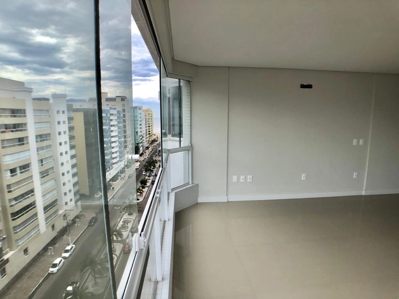 IMÓVEL NOVO E NUNCA USADO, NA AVENIDA UBIRAJARA, COM VISTA PARA O MAR: 2ª foto da galeria de imagens do imóvel
