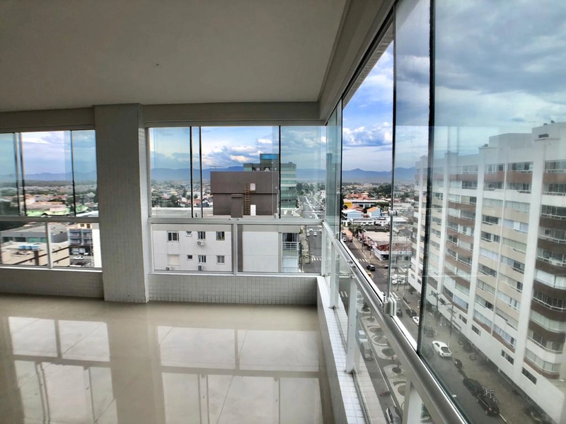 IMÓVEL NOVO E NUNCA USADO, NA AVENIDA UBIRAJARA, COM VISTA PARA O MAR: 4ª foto da galeria de imagens do imóvel