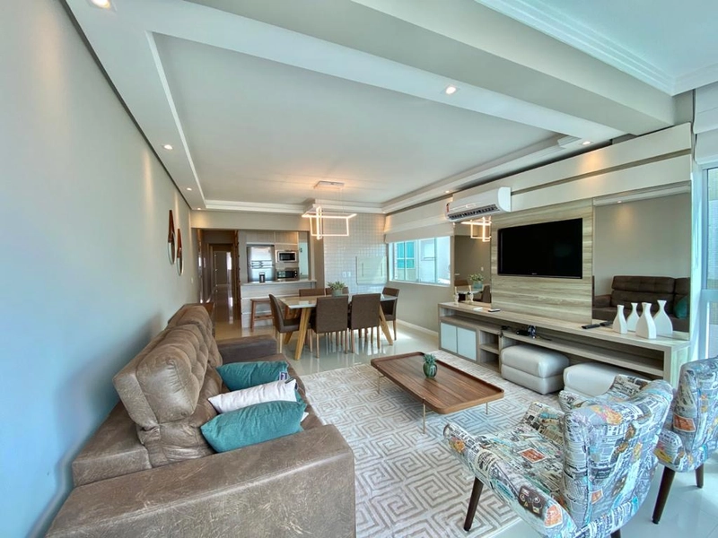 LINDO APARTAMENTO COM VISTA PARA O MAR!: 1ª foto da galeria de imagens do imóvel