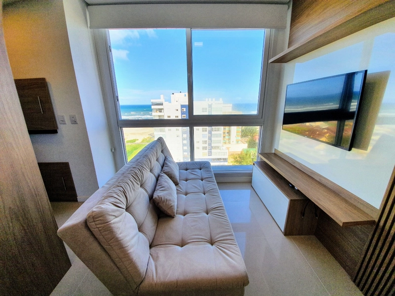 MOBILIADO E DECORADO: 2ª foto da galeria de imagens do imóvel