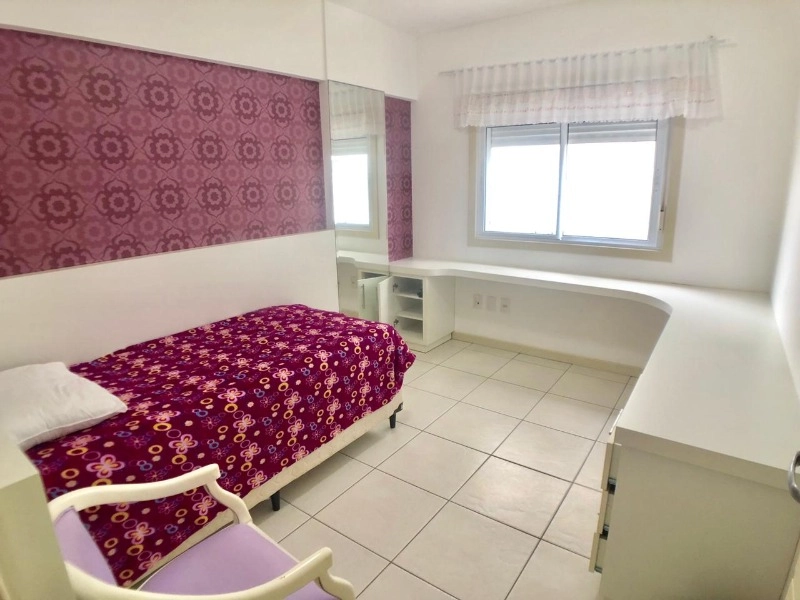 AMPLO APARTAMENTO FRENTE PRAÇA!: 14ª foto da galeria de imagens do imóvel