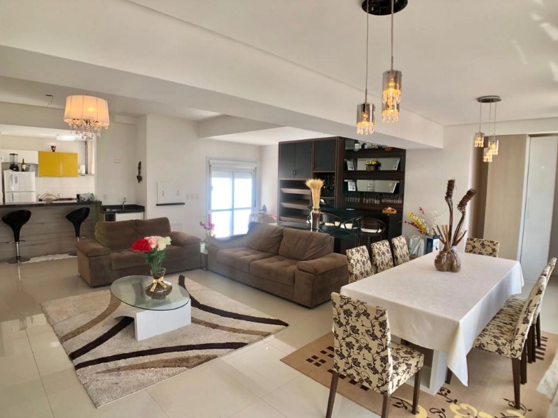 AMPLO LIVING: 5ª foto da galeria de imagens do imóvel