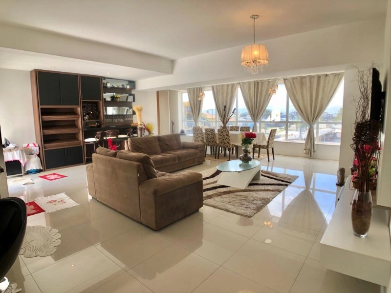 AMPLO LIVING: 1ª foto da galeria de imagens do imóvel
