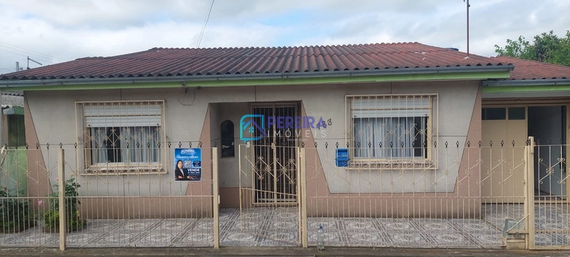Casa com 3 dormitórios no Prado: 1ª foto da galeria de imagens do imóvel