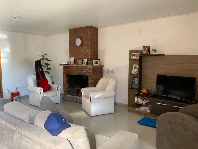 Casa com 3 dormitórios: 5ª foto da galeria de imagens do imóvel