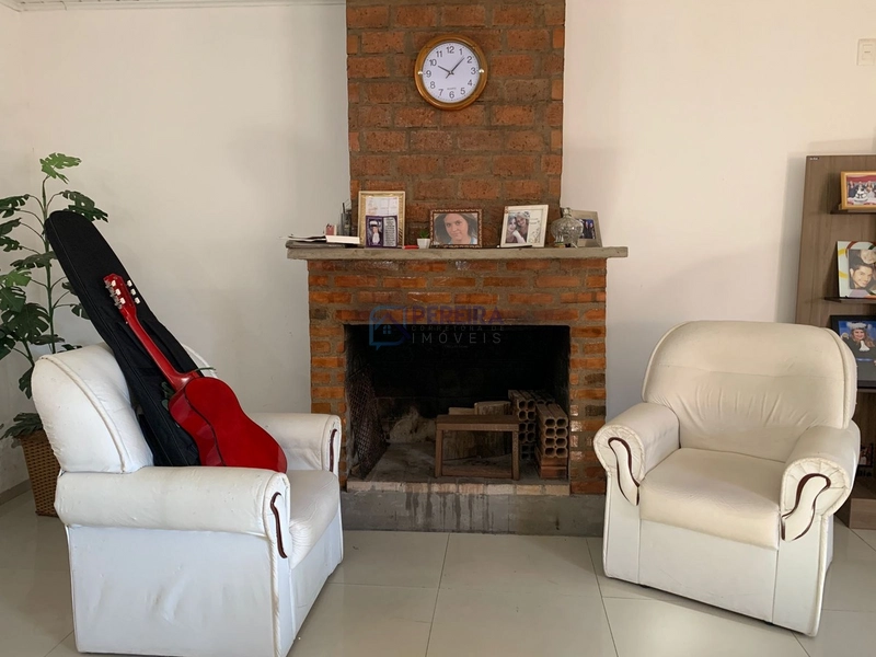 Casa com 3 dormitórios: 4ª foto da galeria de imagens do imóvel