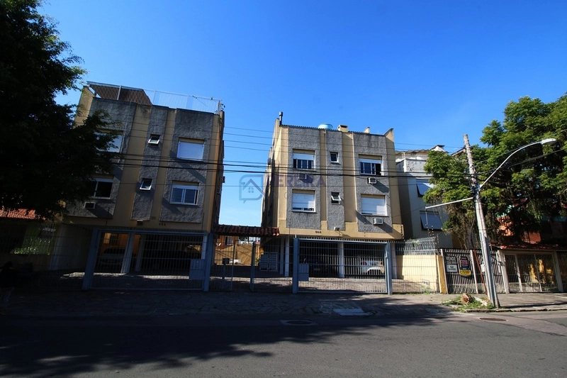 Duplex com 2 dormitórios em Porto Alegre: 14ª foto da galeria de imagens do imóvel