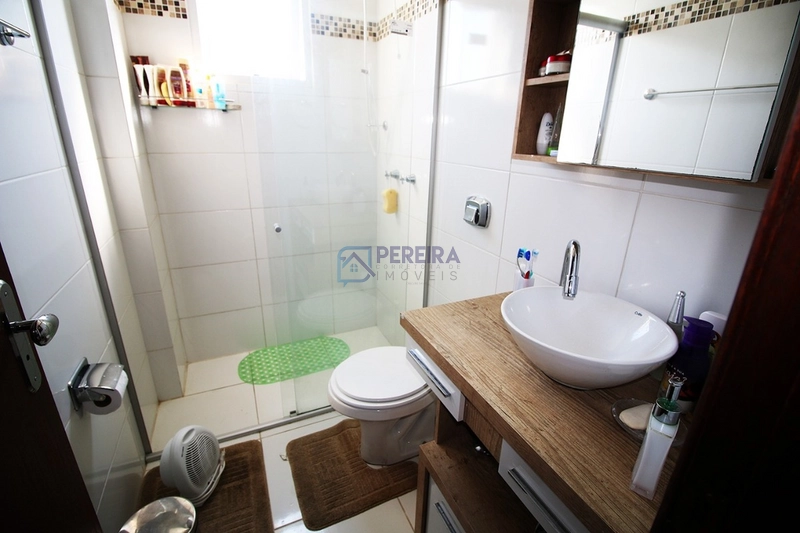 Duplex com 2 dormitórios em Porto Alegre: 8ª foto da galeria de imagens do imóvel