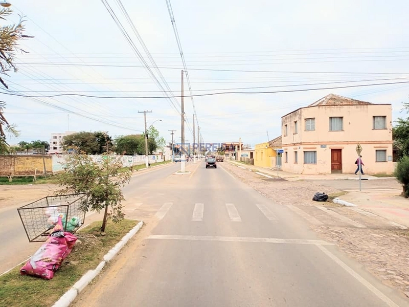 Terreno Comercial de esquina em Dom Pedrito.: 5ª foto da galeria de imagens do imóvel