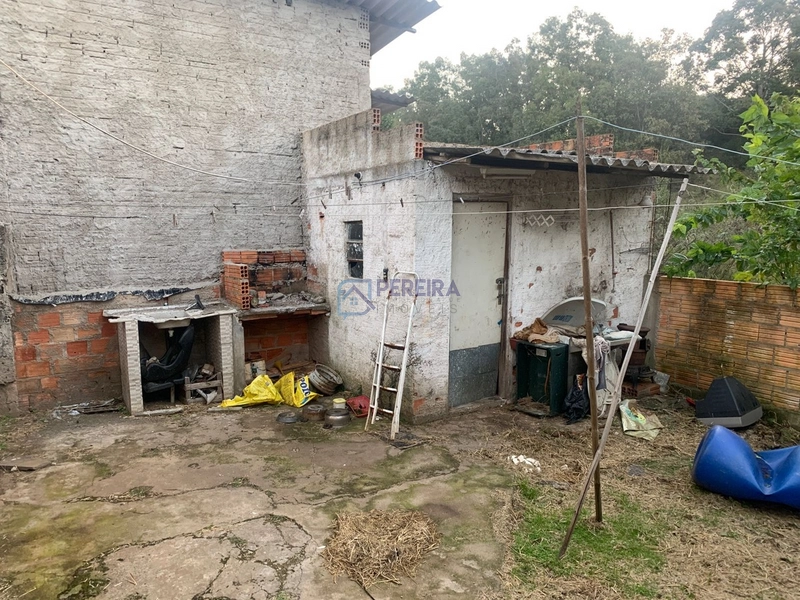 Casa de 02 dormitórios no bairro Jardins.: 12ª foto da galeria de imagens do imóvel