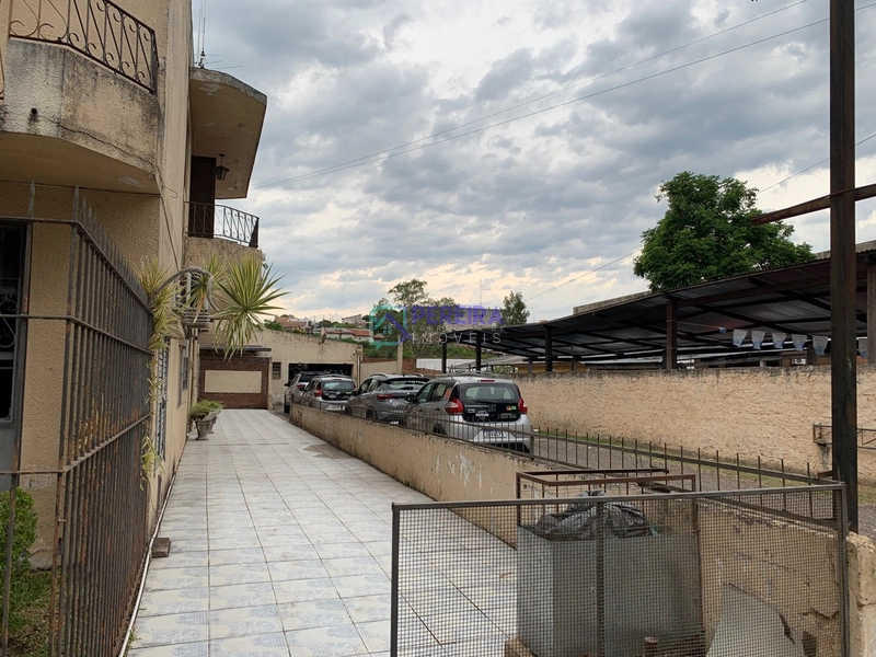 2 apartamentos, 3 salas comerciais + galpão no centro.: 2ª foto da galeria de imagens do imóvel