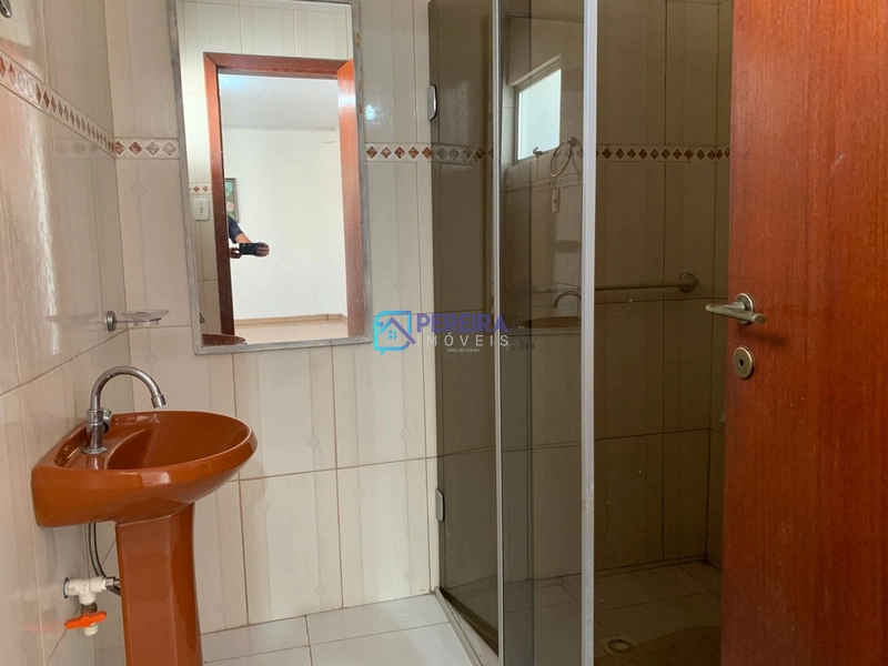 Galpão comercial e casa mobiliada.: 31ª foto da galeria de imagens do imóvel