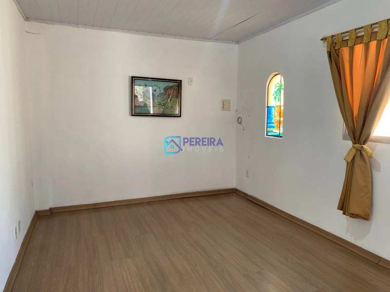 Galpão comercial e casa mobiliada.: 30ª foto da galeria de imagens do imóvel