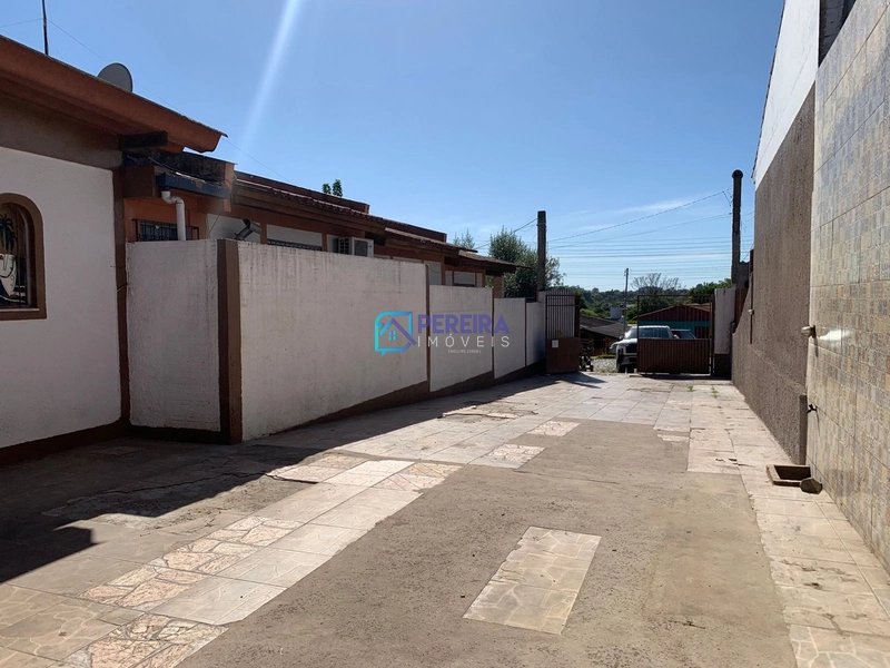 Galpão comercial e casa mobiliada.: 24ª foto da galeria de imagens do imóvel