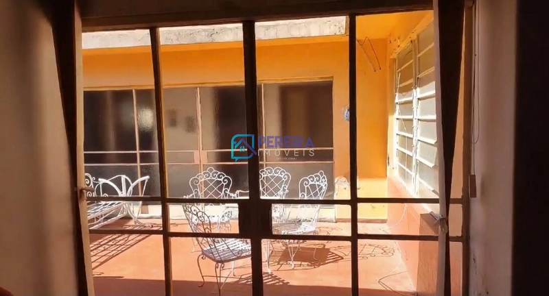 Prédio Comercial no centro: 6ª foto da galeria de imagens do imóvel