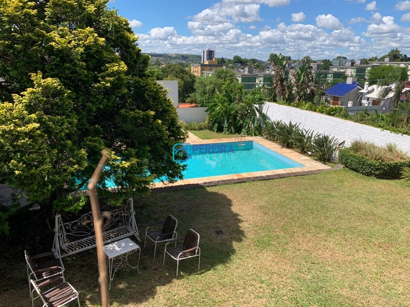 Casa com 05 dormitórios em localização privilegeada: 5ª foto da galeria de imagens do imóvel