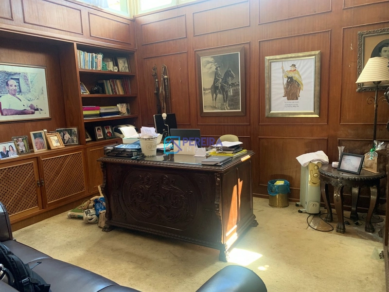 Casa com 05 dormitórios em localização privilegeada: 13ª foto da galeria de imagens do imóvel
