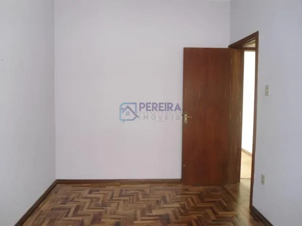 Apartamento no centro histórico de Porto Alegre: 5ª foto da galeria de imagens do imóvel