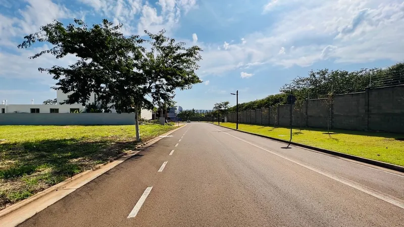 Terreno de 2.834,64 m² no cond. Res. Damha Golf em São Carlos/SP.: 2ª foto da galeria de imagens do imóvel