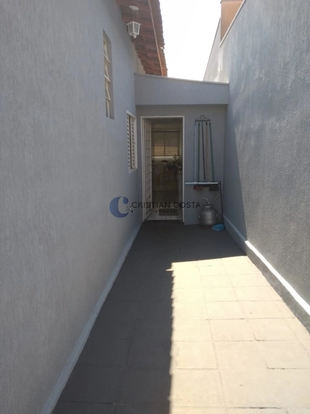 Casa de 3 dormitórios no Núcleo Res. Silvio Vilari em São Carlos/SP: 26ª foto da galeria de imagens do imóvel