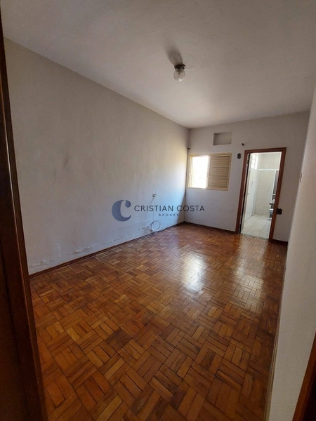 Casa de 3 dormitórios no Núcleo Res. Silvio Vilari em São Carlos/SP: 17ª foto da galeria de imagens do imóvel
