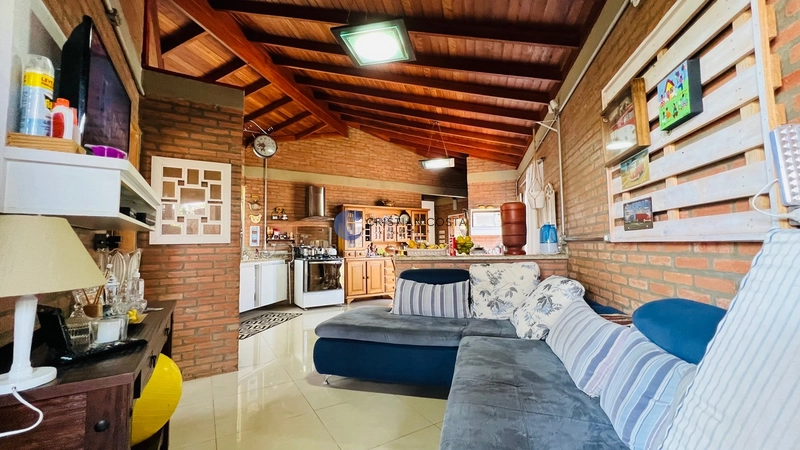Casa de 4 dormitórios no Jardim Embaré em São Carlos/SP: 4ª foto da galeria de imagens do imóvel