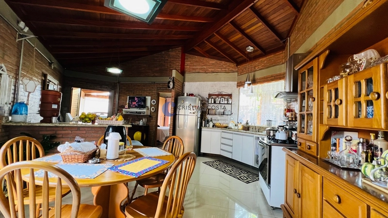 Casa de 4 dormitórios no Jardim Embaré em São Carlos/SP: 10ª foto da galeria de imagens do imóvel
