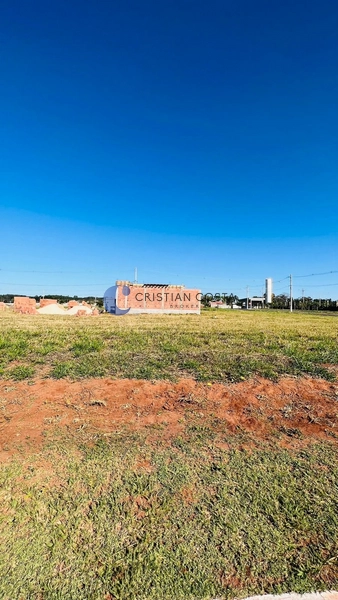 Terreno de 250 m² no Condomínio Recanto dos Sabias em São Carlos/SP: 2ª foto da galeria de imagens do imóvel