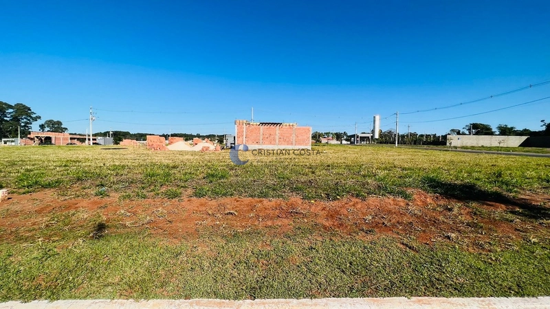 Terreno de 250 m² no Condomínio Recanto dos Sabias em São Carlos/SP: 1ª foto da galeria de imagens do imóvel