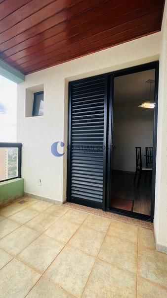 Cobertura de 3 suítes e piscina no centro de São Carlos/SP: 12ª foto da galeria de imagens do imóvel