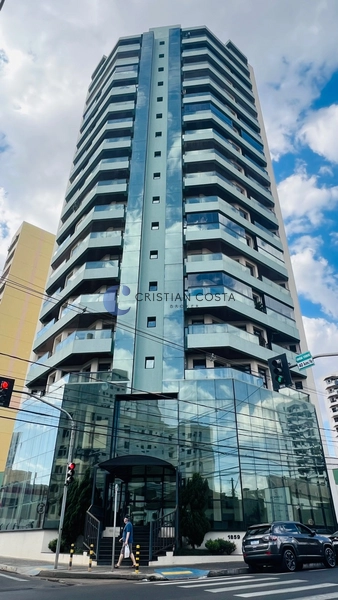 Cobertura de 3 suítes e piscina no centro de São Carlos/SP: 2ª foto da galeria de imagens do imóvel