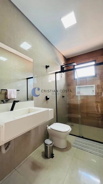 Casa de 3 dormitórios e piscina no Planalto Paraíso em São Carlos/SP: 29ª foto da galeria de imagens do imóvel