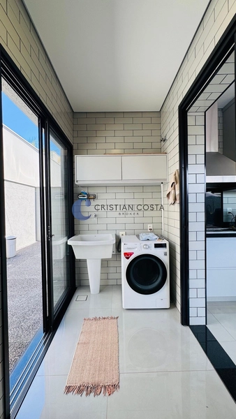 Casa de 3 suítes e piscina no condomínio Damha III em São Carlos/SP: 24ª foto da galeria de imagens do imóvel