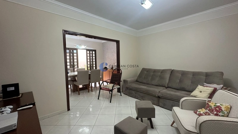 Casa de 3 dormitórios no Jardim Monique em São Carlos/SP: 1ª foto da galeria de imagens do imóvel