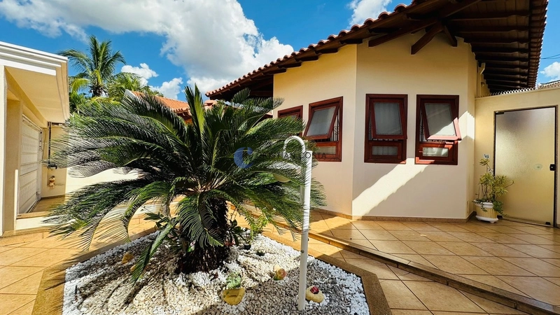 Casa de 4 dormitórios no Planalto Paraíso em São Carlos/SP: 3ª foto da galeria de imagens do imóvel