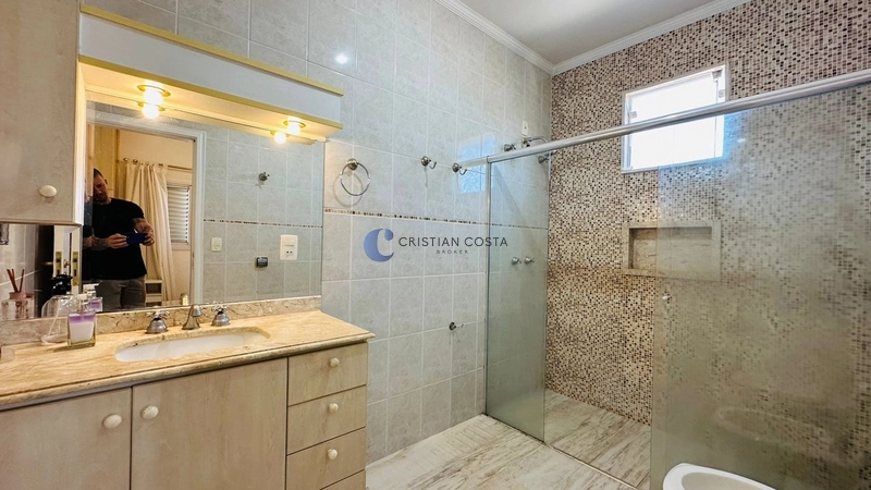 Sobrado de 4 dormitórios e piscina no PQ. Santa Mônica em São Carlos: 40ª foto da galeria de imagens do imóvel