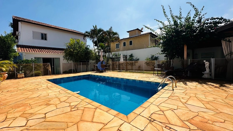 Sobrado de 4 dormitórios e piscina no PQ. Santa Mônica em São Carlos: 1ª foto da galeria de imagens do imóvel