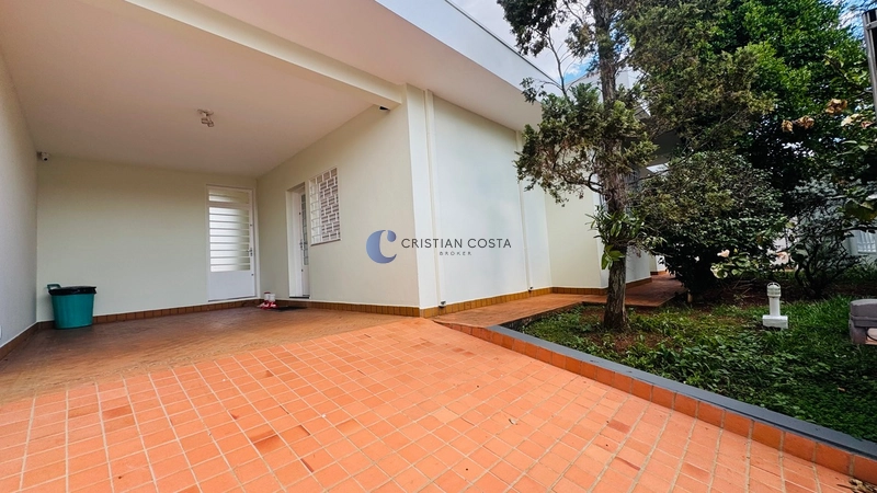 Casa de 5 dormitórios no Parque Santa Mônica em São Carlos/SP.: 2ª foto da galeria de imagens do imóvel