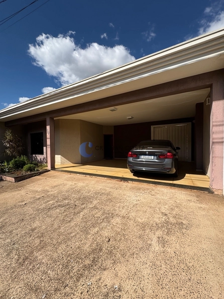 Casa com 3 dormitórios no Condomínio Eldorado em São Carlos/SP.: 1ª foto da galeria de imagens do imóvel