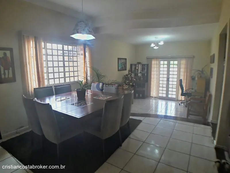 SOBRADO NO RECREIO DOS BANDEIRANTES EM SÃO CARLOS/SP: 3ª foto da galeria de imagens do imóvel