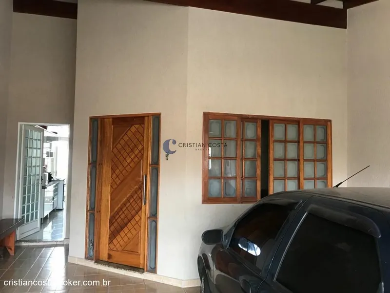CASA DE 3 DORMITÓRIOS EM SÃO CARLOS NO BAIRRO JOQUEY CLUBE.: 1ª foto da galeria de imagens do imóvel