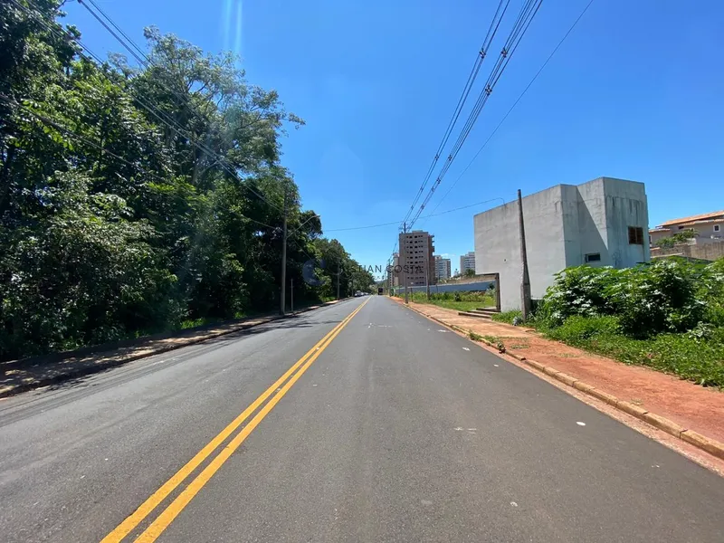 ÁREA DE 1.800M² NO PARQUE FABER EM SÃO CARLOS/SP: 3ª foto da galeria de imagens do imóvel