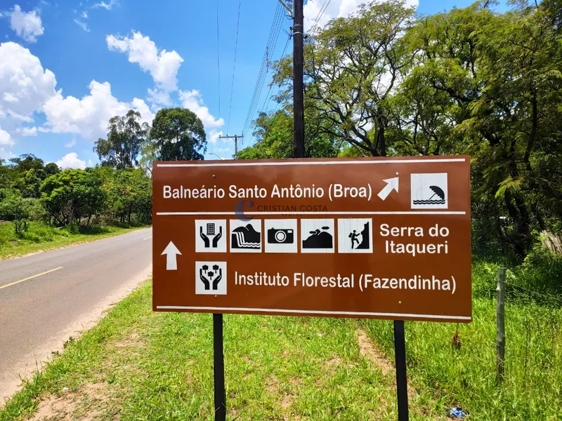 CHÁCARA DE 900 M² NA REPRESA DO BROA EM ITIRAPINA/SP: 4ª foto da galeria de imagens do imóvel