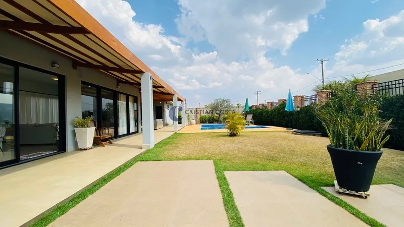Casa de 3 dorms. e pisc. no Res. Quinta dos Buritis em São Carlos/Sp: 2ª foto da galeria de imagens do imóvel